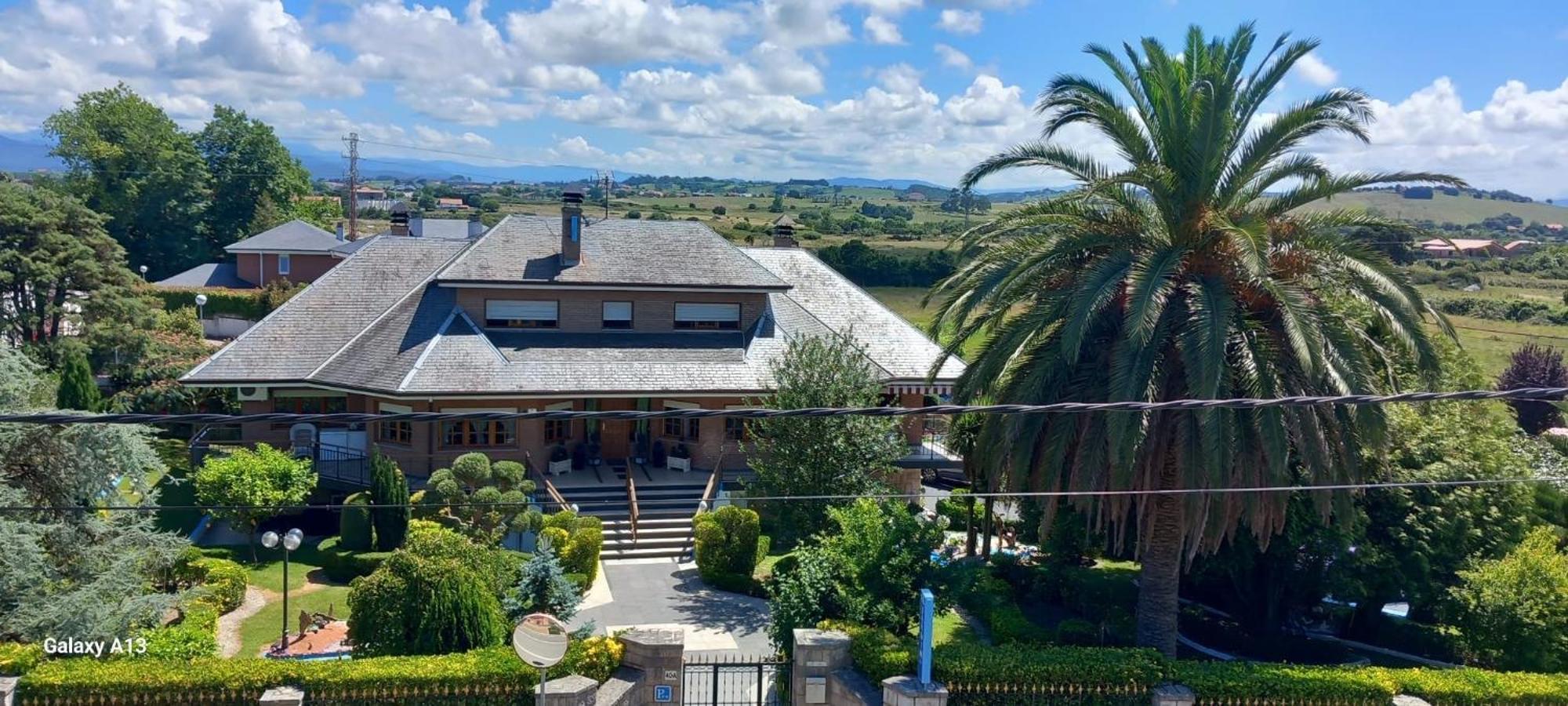 El Jardin Hotell Soto de la Marina Eksteriør bilde